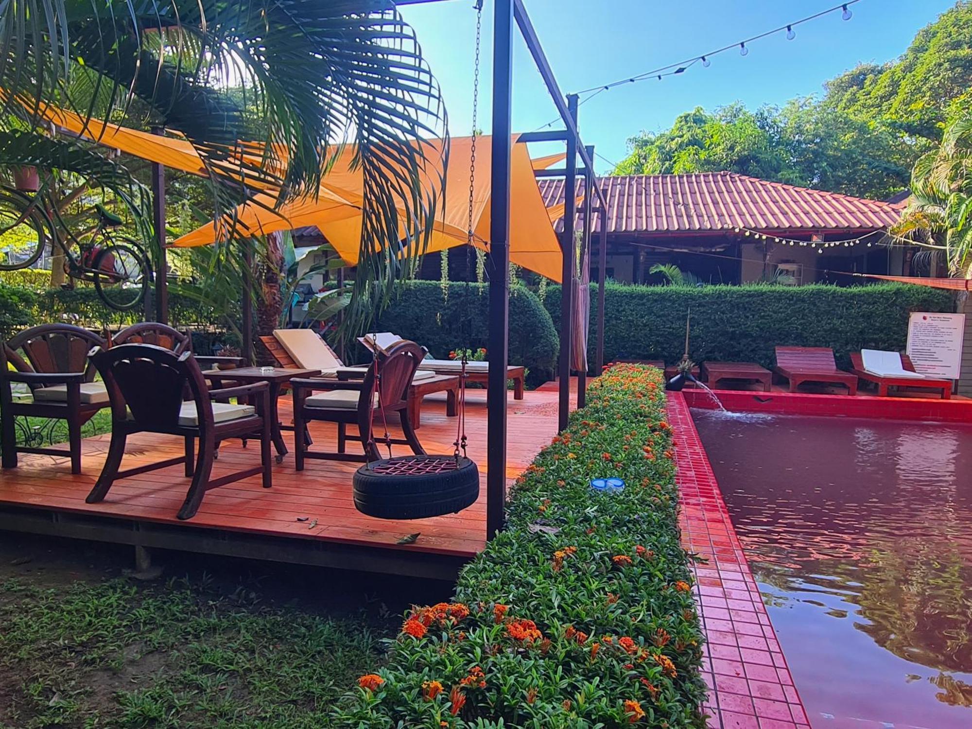 Red Moon Hideaway Hotel Ко Чанг Екстериор снимка