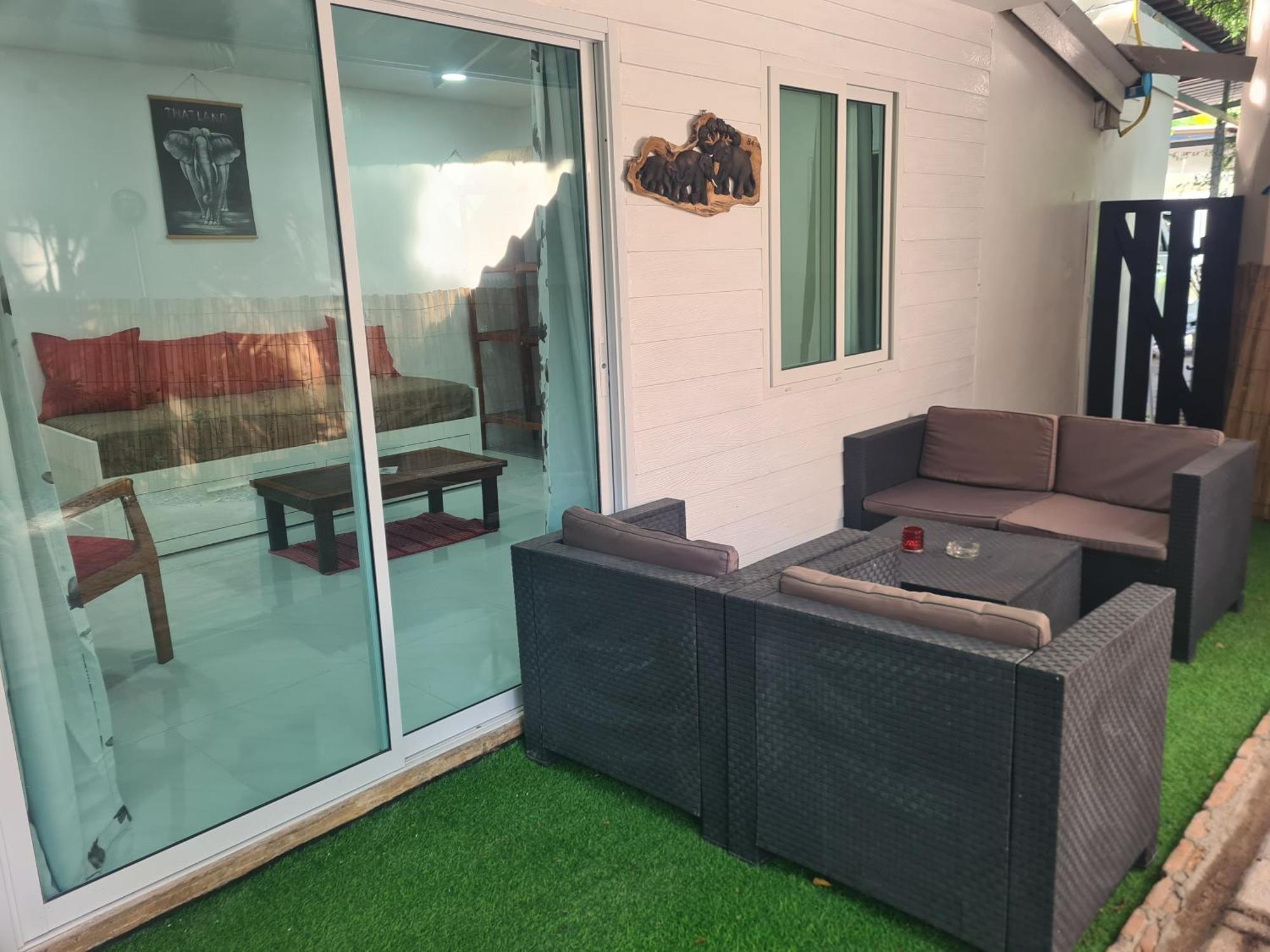Red Moon Hideaway Hotel Ко Чанг Екстериор снимка