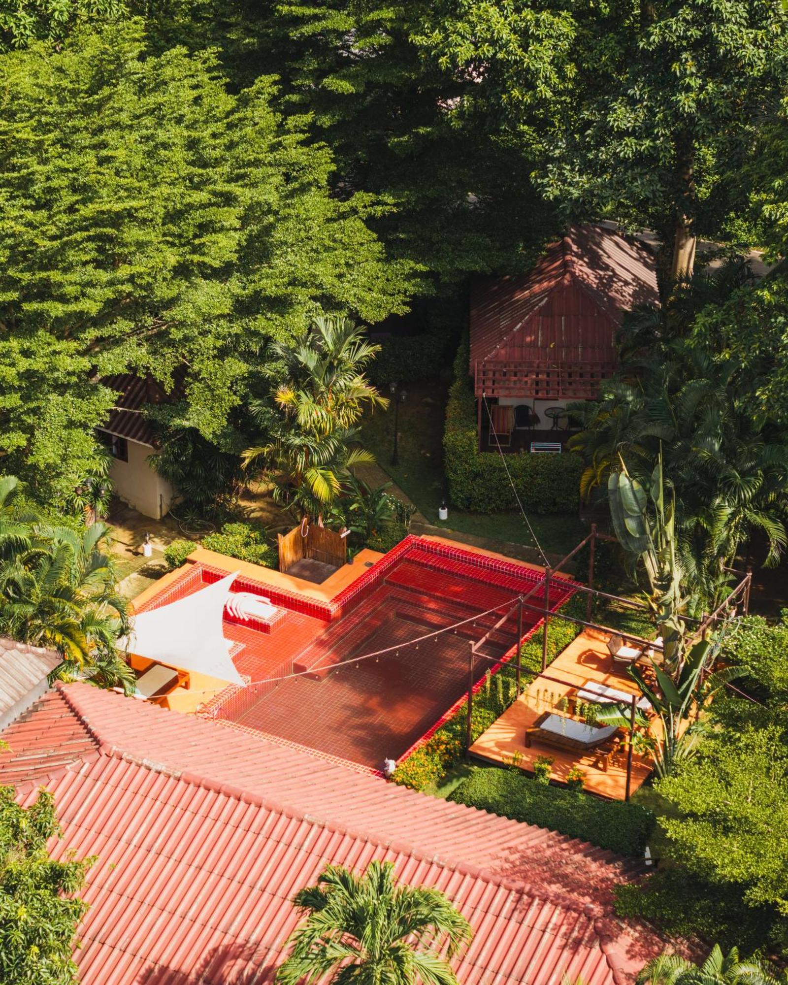 Red Moon Hideaway Hotel Ко Чанг Екстериор снимка